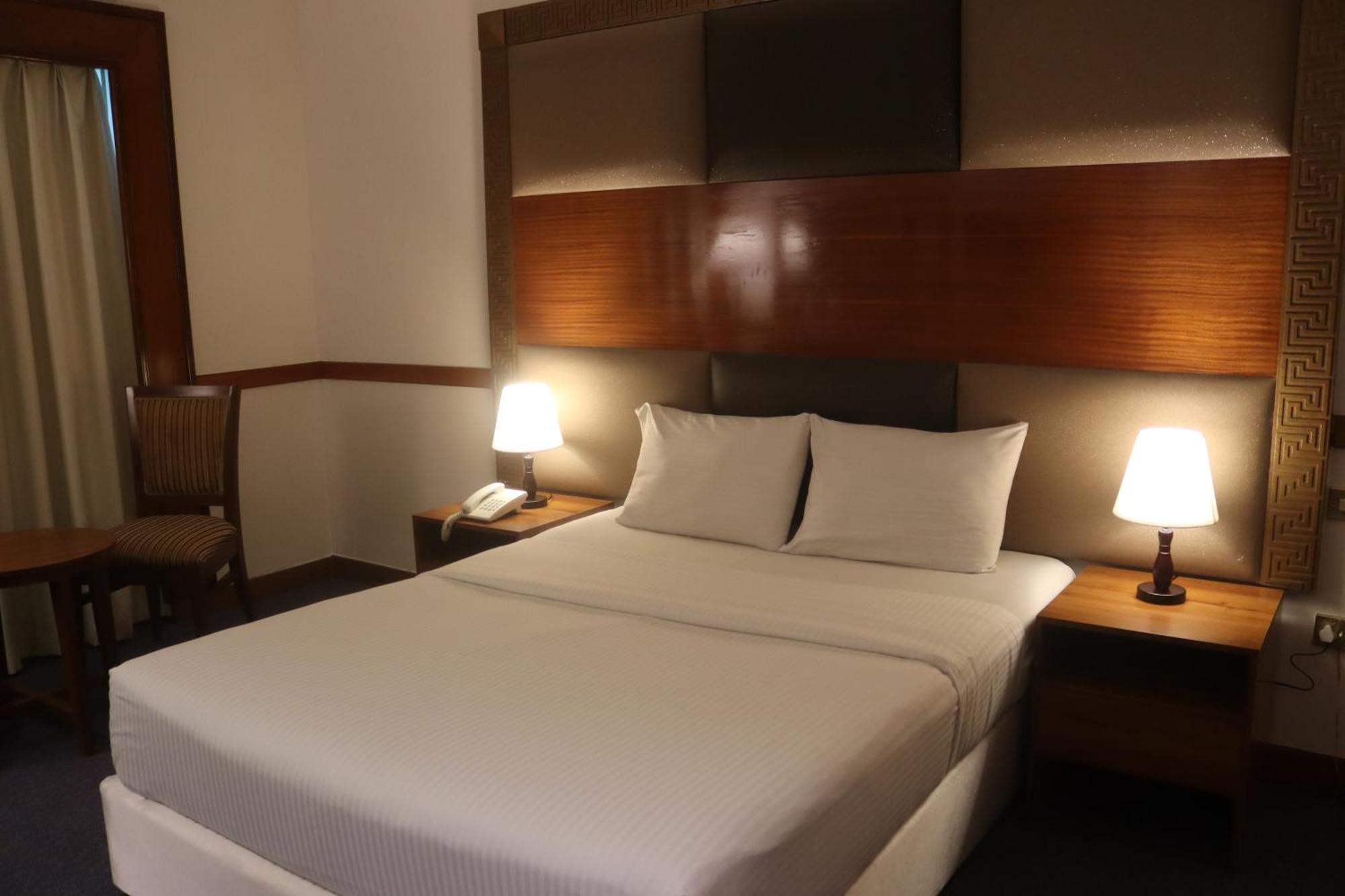 Gss Avenue Hotel Ex Delmon Hotel Dubai Exterior foto